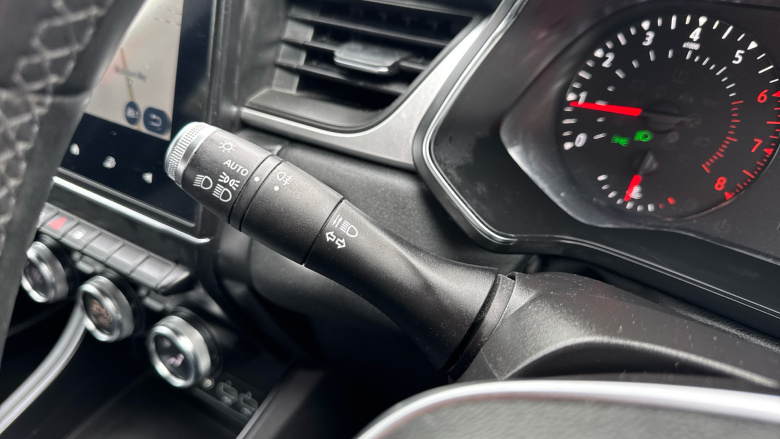 Renault Captur 1.0 TCE 100 Iconic 5dr Petrol Hatchback